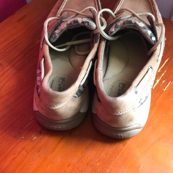 Sperry boat shoes, brand new only worn once! - Picture 3 of 3